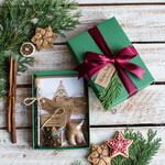 Kartki świąteczne z logo firmy kartka pudełko kartka swiateczna z logo twojej firmy, kolorowe pudełka z kartką świąteczną0