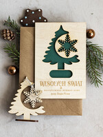 Kartki świąteczne z logo firmy z magnesem lub zawieszką na choinkę Drewniana kartka świąteczna z logo firmy - świąteczna choinka stojąca z kartką świąteczna firmową, drewniana kartka na swieta, kartka swiateczna z zawieszką6