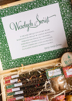 Prezenty oferta dla Firm słodkie zestawy  prezenty na świąta prezent z logo firmy czekolada z dodatkami  miód i herbata10