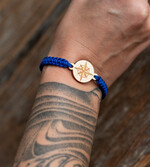 prezenty dla niej bransoletki szczęścia  Pomysł na Prezent dla Dziewczyny Bransoletka drewniana Róza wiatrów Super Pomysł na Prezent dla Podróżniczki Drewniana Bransoletka 1