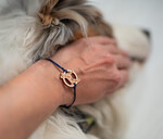 prezenty dla niej bransoletki szczęścia  Bransoletka drewniana z Twoim pupilem Super Pomysł na Prezent dla niej Drewniana Bransoletka dla Dziewczyny1