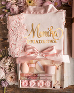 Prezenty dla świadków boxy prezentowe dla Świadkowej, prośba o świadkowanie  prośba o świadkowanie fajny prezent dla świadkowej szlafrok ze złotym napisem 1