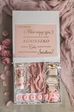 Prezenty dla świadków boxy prezentowe dla Świadkowej, prośba o świadkowanie  czy zostaniesz moją świadkową pomysł na prezent dla świadkowej, zestaw beauty dla świadkowej, box prezentowy dla świadkowej i druhny, zestaw do kąpieli0