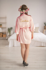 Prezenty dla świadków boxy prezentowe dla Świadkowej, prośba o świadkowanie  Satynowy Szlafrok ze Złotym Napisem Prezent dla Świadkowej Zestaw Kosmetyczny- Prośba o świadkowanie2