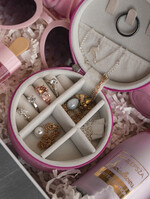 Prezenty dla świadków boxy prezentowy dla Świadkowej, prośba o świadkowanie  prośba o świadkowanie pomysł na prezent dla świadkowej, box kosmetyczny dla świadkowej i druhny, oryginalny prezent dla świadkowej 4