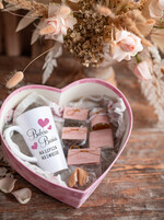 Prezenty dla Babci i Dziadka Prezenty dla Babci  upominek dla babci piękne różowe welurowe pudełko z kubkiem na dzień Babci 1