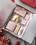 Walentynki prezent na walentynki dla Niej   prezent dla niej welurowe pudełko z czekoladkami i pendrive na wspólne zdjęcia 1