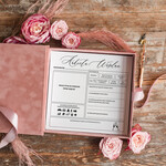 Ankiety weselne ankiety w pudełkach  Welurowa księga wpisów gości w formie ankiety weselnej, porady dla Młodych, zdjęcia gości, Ankieta weselne w welurowym pudełku2