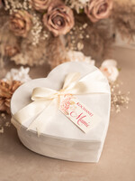 Prezenty dla Mamy zestawy w welurowych i ozdobnych pudełkach  prezent dla Mamy czekoladki, prezent na dzień mamy filiżanka z zaparzaczem, prezent dla mamy w ozdobnym pudełku7