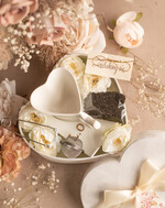 Prezenty dla Mamy zestawy w welurowych i ozdobnych pudełkach  prezent dla Mamy czekoladki, prezent na dzień mamy filiżanka z zaparzaczem, prezent dla mamy w ozdobnym pudełku3