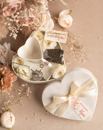 Prezenty dla Mamy zestawy w welurowych i ozdobnych pudełkach  prezent dla Mamy czekoladki, prezent na dzień mamy filiżanka z zaparzaczem, prezent dla mamy w ozdobnym pudełku0