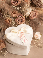 Prezenty dla Mamy zestawy w welurowych i ozdobnych pudełkach  prezent dla Mamy czekoladki, prezent na dzień mamy filiżanka z zaparzaczem, prezent dla mamy w ozdobnym pudełku22