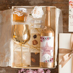 Prezenty dla Mamy zestawy w welurowych i ozdobnych pudełkach  Pomysł na prezent z okazji dnia mamy, Złoty Kielszek i nalepka na butelkę Zestaw Prezentowy dla Mamy z zyczeniami1
