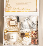 Prezenty dla Mamy zestawy w welurowych i ozdobnych pudełkach  pomysły na prezenty na dzień mamy, boxy prezentowy dla mamy z filiżanką , pomysł na prezent z okazji dnia Mamy, filiżanka z napisem Mama5