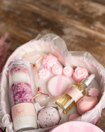 Prezenty dla Mamy Zestawy kosmetyczne  pomysł na prezent z okazji dnia Matki- box z kosmetykami sole do kąpieli prezent urodzinowy dla Mamy  1