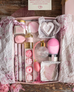 Prezenty dla Mamy Zestawy kosmetyczne  praktyczny pomysł na prezent z okazji dnia mamy zestaw kosmetyków do pielęgnacji twarzy i ciała   0