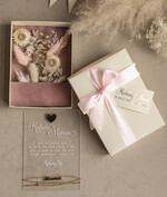 Prezenty dla Mamy biżuteria, pudełka, szkatułki na biżuterie  łańcuszek dla Mamy eleganckie pudełko z kwiatami i życzeniami dla Mamy, flower box, prezent dla Mamy, pudełko z kwiatami dla Mamy, pomysł na prezent na dzień Mamy10