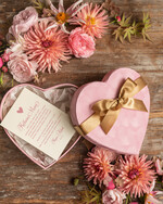 Prezenty dla Mamy biżuteria, pudełka, szkatułki na biżuterie  welurowe pudełko serce flower box, prezent dla Mamy, pudełko z kwiatami, pomysł na prezent dla Mamy1