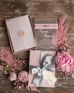 Prezenty dla Mamy biżuteria, pudełka, szkatułki na biżuterie  Pomysł prezent dla Mamy, Kartka z zyczeniami na Dzień Mamy w pudełeczku z Bransoletką nieskończoność2