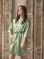 Prezenty dla świadków szlafrok dla świadkowej pomysł na pytanie czy zostaniesz moją świadkową szlafrok, satynowy szlafrok dla świadkowej, szlafrok na sesję zdjęciową, mietowy satynowy szlafrok15