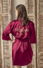 Prezenty dla świadków szlafrok dla świadkowej prezent dla świadkowej satynowy szlafrok z napisem, szlafrok dla świadkowej, druhny, bordowy satynowy szlafrok na sesję zdjęciową 7