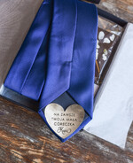 Zaproszenia dla Rodziców  Tato czy poprowadzisz mnie do ołtarza  Tato czy poprowadzisz mnie do ołtarza - Zaproszenie Ślubne dla Rodziców - Granatowy  Krawat dla Taty z dedykacją3