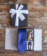 Zaproszenia dla Rodziców  Tato czy poprowadzisz mnie do ołtarza  Tato czy poprowadzisz mnie do ołtarza - Zaproszenie Ślubne dla Rodziców - Granatowy  Krawat dla Taty z dedykacją1