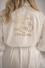 Szlafroki Ślubne z Napisami Szlafrok Ślubny dla Panny Młodej  Satynowy szlafrok złote napisy Imię Panny Młodej, Podomka Ślubna z Imieniem Panny Młodej 0