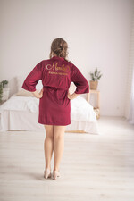 Szlafroki Ślubne z Napisami Szlafrok Ślubny dla Panny Młodej Welurowy Szlafrok dla Panny Młodej Złote Napisy, Welurowy Szlafrok Ślubny z Imieniem Panny Młodej1