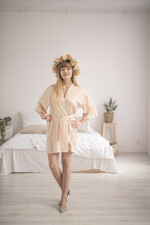 Szlafroki Ślubne z Napisami Szlafrok Ślubny dla Panny Młodej Satynowy szlafrok dla Panny Młodej Złote Napisy, pomysł na prezent dla Panny Młodej Szlafroki z Napisami1