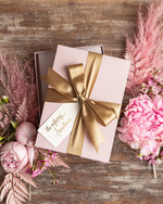 Prezenty dla świadków podziękowania dla świadkowej Podziękowanie  dla Świadkowej Złota Kartka w pudełeczku Bransoletka nieskończoność w pudełeczku 2