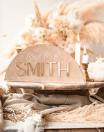 Numery na stół welurowe złote akrylowe  stojak z numerkiem na stół Pary Młodej, tabliczka na stol Pary Mlodej, welurowy numerek na stół weselny, numeracja stołów weselnych w stylu glamour 2