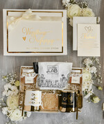  Prezenty dla Młodej Pary  Zestawy z Filiżanką lub Kubkiem Pomysł na prezent ślubny dla Młodej Pary, co dać zamiast kwiatów Parze Młodej, Kubki dla Nowożeńców, prezent na ślub0