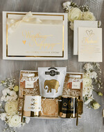  Prezenty dla Młodej Pary  Zestawy z Filiżanką lub Kubkiem Pomysł na prezent ślubny dla Młodej Pary, co dać zamiast kwiatów Parze Młodej, Kubki dla Nowożeńców, prezent na ślub0