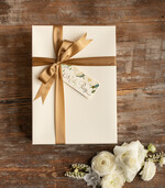  Prezenty dla Młodej Pary  Zestawy z Filiżanką lub Kubkiem     pomysł na prezent dla Pary Młodej 2 kubki z nadrukiem oraz słodkości4