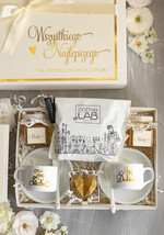  Prezenty dla Młodej Pary  Zestawy z Filiżanką lub Kubkiem Pomysł na prezent ślubny dla Młodej Pary, co dać zamiast kwiatów Parze Młodej, filiżanki dla Nowożeńców, prezent na ślub1