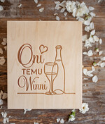  Prezenty dla Młodej Pary  zestawy i akcesoria do wina i drinków Co dać na prezent ślubny zamiast kwiatów drewniana skrzynka z akcesoriami na własny trunek   0