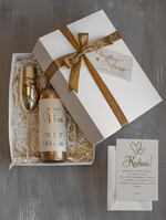  Prezenty dla Młodej Pary  zestawy i akcesoria do wina i drinków pomysły na prezenty z okazji ślubu dla Młodej Pary, Co dla nowożeńcom zamiast kwiatów, złote kieliszki dla Młodej Pary, kieliszki Mąż Żona5