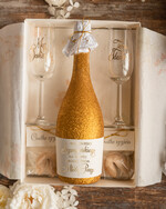  Prezenty dla Młodej Pary  zestawy i akcesoria do wina i drinków Praktyczne prezenty ślubne dla Pary Młodej, w co zapakować pieniądze dla nowożeńców1