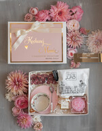 Prezenty, Podziękowania dla Mamy  zestawy z kubkiem lub filiżanką   Pomysł na podziękowanie dla Mamy na weselu, fajne pomysły na prezent dla Mamy, ślubne podziękowania dla Mamy, box prezentowy dla mamy, zestawy prezentowe dla Mamy0