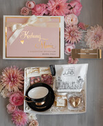 Prezenty, Podziękowania dla Mamy  zestawy z kubkiem lub filiżanką   Co kupić Mamie w prezencie na podziękowanie na weselu, fajne pomysły na prezent dla Mamy, podziękowanie dla Mamy na weselu, box prezentowy dla mamy, zestawy prezentowe dla Mamy0