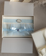 Panna Młoda  podwiązki ślubne podwiązka dla Panny Młodej, podwiązka ślubna z inicjałami, niebieska podwiązka ślubna, elegancka i subtelna podwiązka dla Panny Młodej z inicjałami3