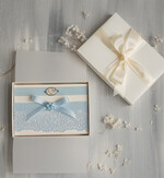 Panna Młoda  podwiązki ślubne podwiązka ślubna niebieska koronkowa i podwiązka z inicjałami Pary Młodej, dwie podwiązki ślubne, niebieska koronkowa podwiązka dla Panny Młodej1