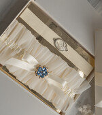 Panna Młoda  podwiązki ślubne tiulowa podwiązka dla Panny Młodej, podwiązki dla Panny Młodej z ozdobnymi kamieniami, dwie podwiązki ślubne, podwiązka dla Panny Młodej z inicjałami Pary Młodej2