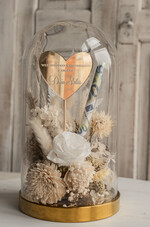  Prezenty dla Młodej Pary  flowerbox, kartki z życzeniami, pudełka na prezenty prezenty z okazji ślubu dla Pary Młodej, kwiaty w szklanej kopule, kompozycja kwiatowa w szklanej kopule, fiolka na pieniądze dla młodej pary, suszone kwiaty w szkle3