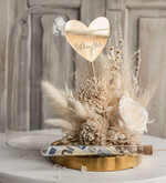  Prezenty dla Młodej Pary  flowerbox, kartki z życzeniami, pudełka na prezenty prezenty z okazji ślubu dla Pary Młodej, w co zapakować pieniądze dla pary młodej, kompozycja kwiatowa w szklanej kopule, fiolka na pieniądze dla młodej pary, flowerbox z suszków10