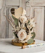  Prezenty dla Młodej Pary  flowerbox, kartki z życzeniami, pudełka na prezenty Pomysł na prezent ślubny dla Młodej Pary, pomysł na wręczenie pieniędzy Młodej Parze, co zamiast kwiatów fiolka na pieniądze, kwiaty w szkle, suszone kwiaty w kopule3