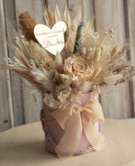  Prezenty dla Młodej Pary  flowerbox, kartki z życzeniami, pudełka na prezenty kwiaty dla Pary Młodej flowerbox z suszonych kwiatów, pomysł na wręczenie pieniędzy Parze Młodej, kwiaty dla Pary Młodej w pudełku, kompozycja z suszonych kwiatów5