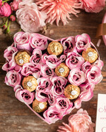 Prezenty dla świadków zestawy słodkości pudełka na prezenty welurowe pudełko flower box, prezent dla świadkowej, pudełko serce z kwiatami i czekoladkami1