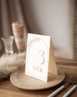 Numery na stół Nowoczesne prosta forma  Eleganckie numerki na stół weselny, numeracja stołów weselnych, proste i delikatne numerki na stoły weselne, dekoracja stołu weselnego 1
